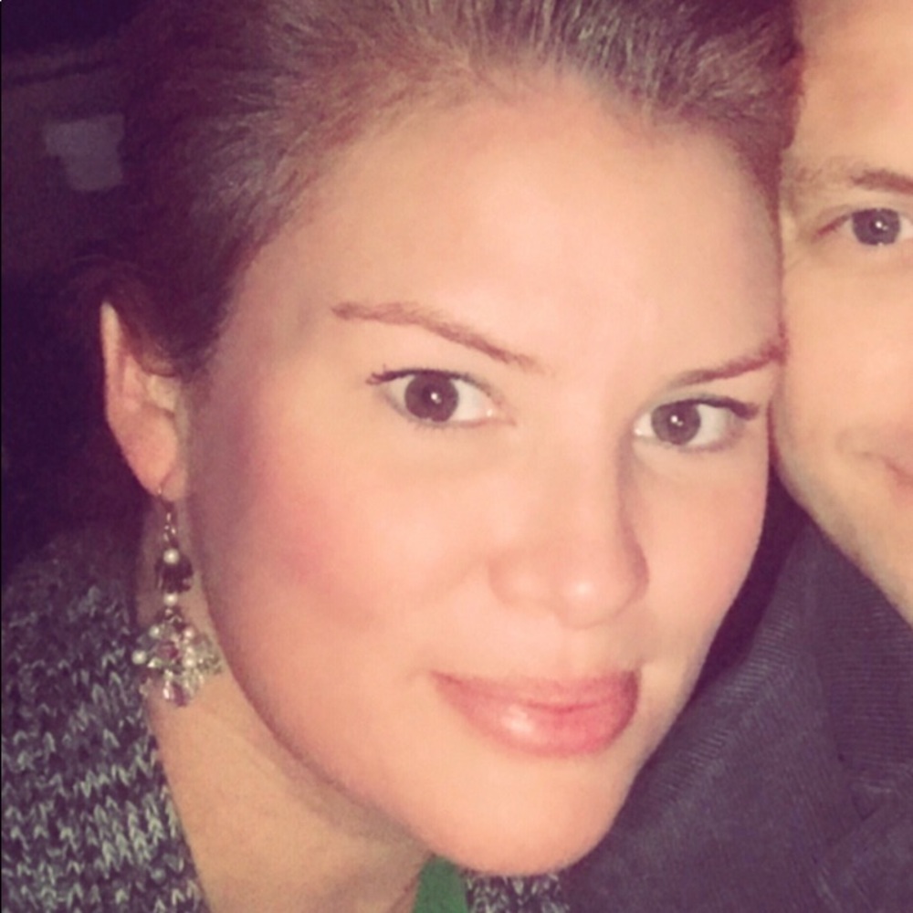 Meet your Posher, Gina